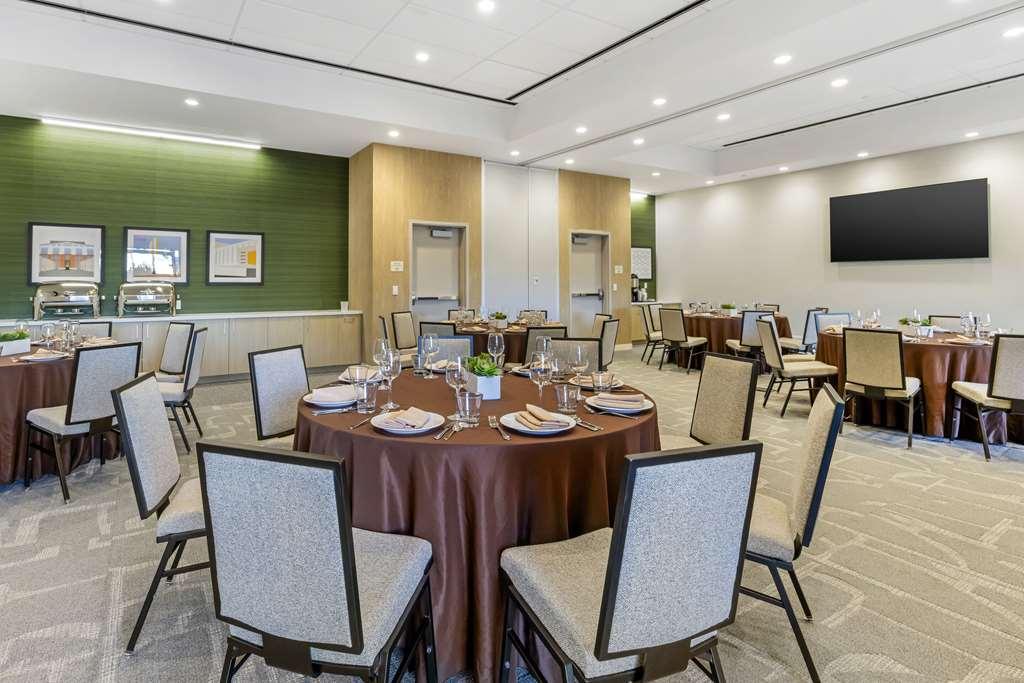 Cambria Hotel Burbank Airport Kemudahan gambar
