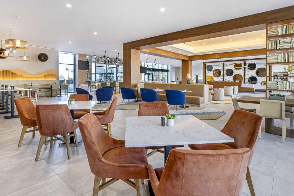 Cambria Hotel Burbank Airport Dalaman gambar